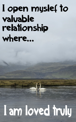 koszulka damska czarna I open myself to valuable relationship