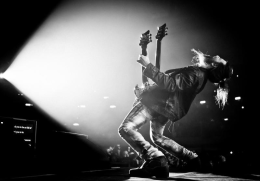 Damska koszulka Guns N' Roses (Ron Bumblefoot Thal) - www.gunsnroses.com.pl