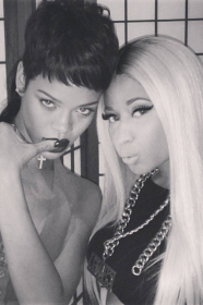 Koszulka Unisex Rihanna & Nicki Minaj #1
